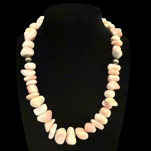 NATIVE MADE PINK CONCH AND NAVAJO PEARLS CHUNKY NECKLACE 18” SS925